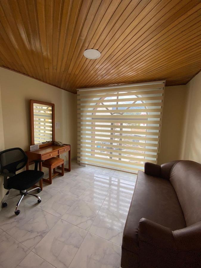 Hotel Zuhe Paipa Bagian luar foto