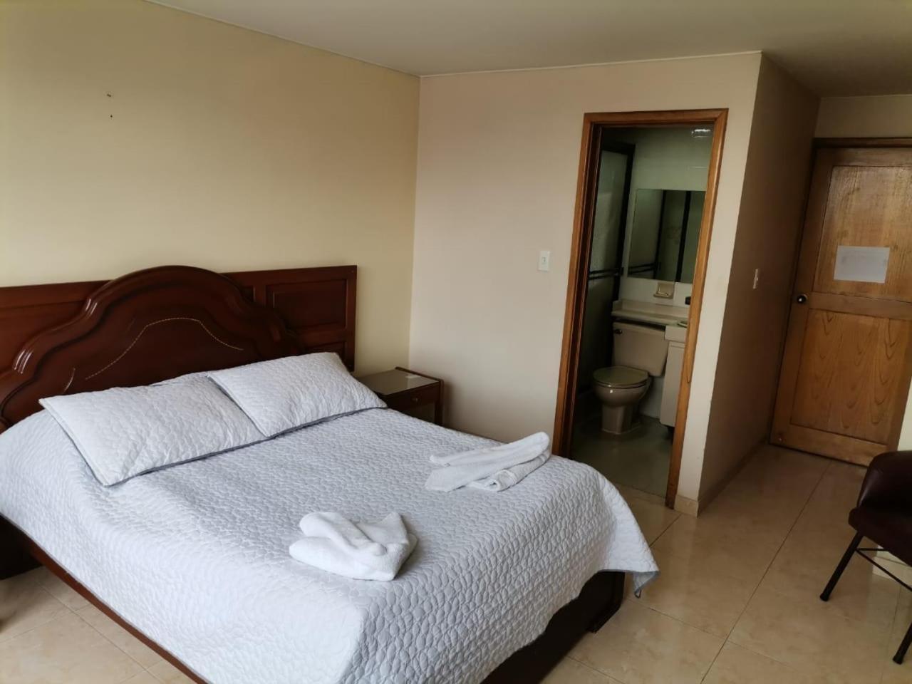 Hotel Zuhe Paipa Bagian luar foto